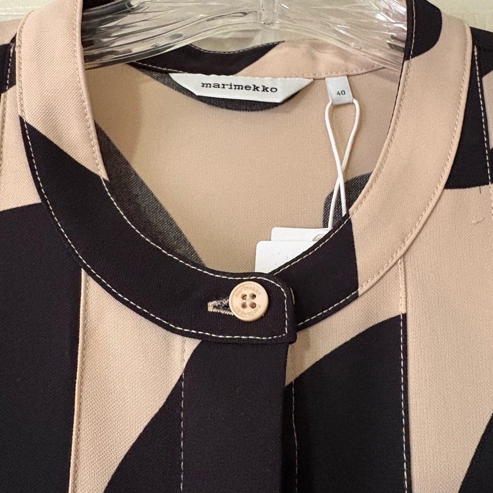 NWT Marimekko Elegant Black and Cream Patterned Dress, 40 Large - Picture 3 of 4